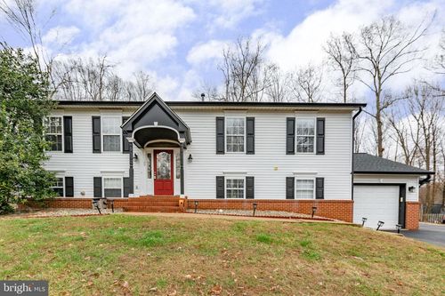 11109 Surry Woods Ct, FREDERICKSBURG, VA, 22407 | Card Image