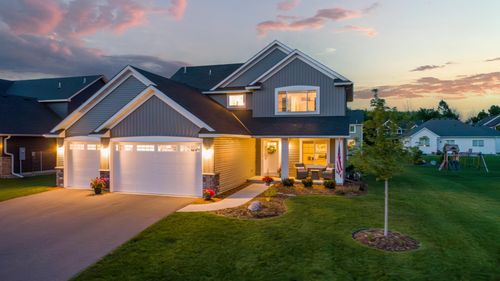 17821 Meadows Way Se, Prior Lake, MN, 55372-4400 | Card Image