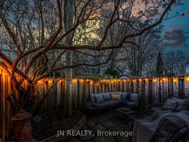 10 Roseheath Ave, House attached with 2 bedrooms, 2 bathrooms and null parking in Toronto ON | Image 47