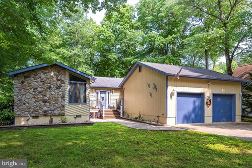 35 Greenwood Ln, OCEAN PINES, MD, 21811-2033 | Card Image