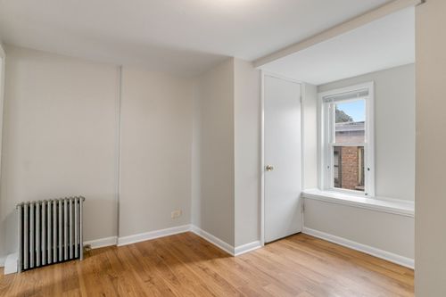 2-1342 Circle Ave, Forest Park, IL, 60130-2419 | Card Image