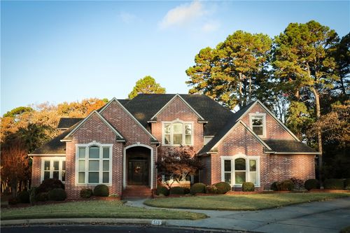 513 Autumnwood Dr, Russellville, AR, 72802-7973 | Card Image
