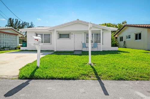 5205 Nw 28th Avenue, Tamarac, FL, 33309 | Card Image