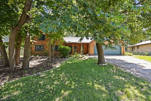 1112 Valencia Dr, Shorewood, IL, 60404-9167 | Card Image