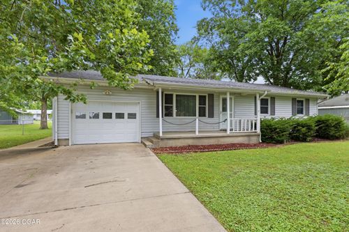 1204 College St, Lamar, MO, 64759-2206 | Card Image