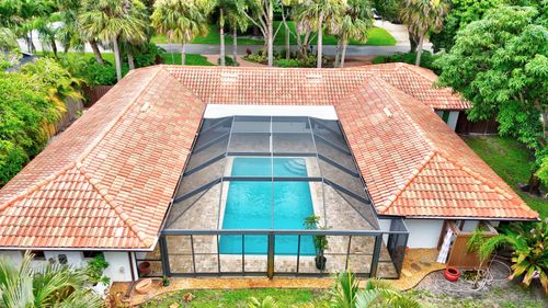 4 Copaire Dr, Sewalls Point, FL, 34996-6701 | Card Image