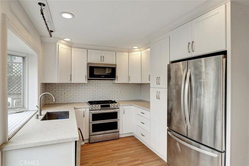 10772 Cobalt Ct, Fountain Valley, CA, 92708-1107 | Card Image