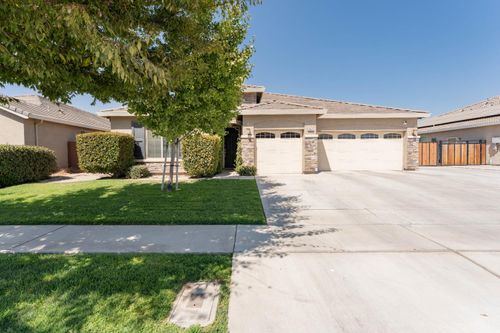 2896 Channel Reef Ave, Tulare, CA, 93274-7509 | Card Image