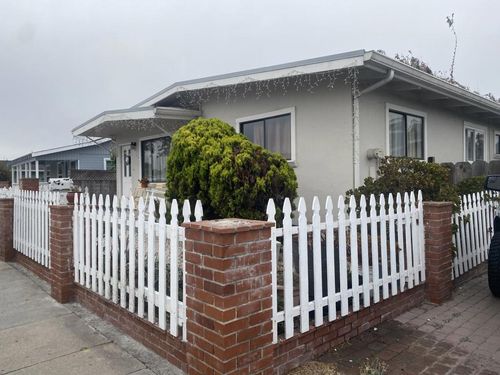 1889 Noche Buena St, Seaside, CA, 93955 | Card Image