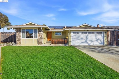 32301 Ruth Ct, Union City, CA, 94587-5021 | Card Image