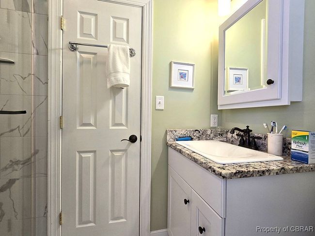 Bathroom with vanity | Image 33