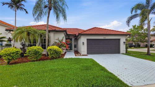 1101 Nw 180th Ave, Pembroke Pines, FL, 33029-3173 | Card Image