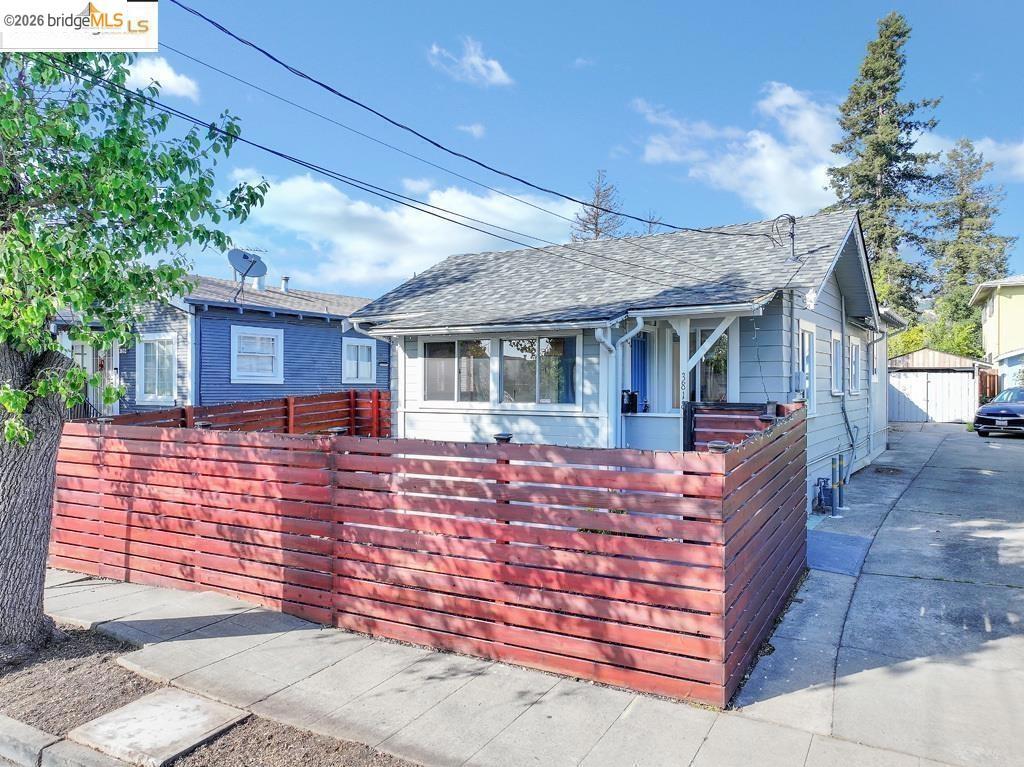Residential in Oakland 3