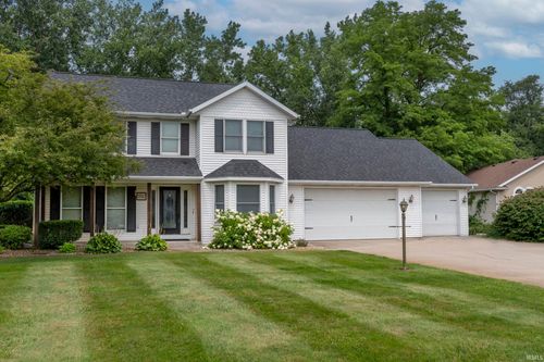 55543 Willowbend Blvd, Bristol, IN, 46507-9111 | Card Image