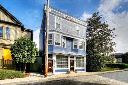 98 John St, Newport, RI, 02840-3108 | Card Image