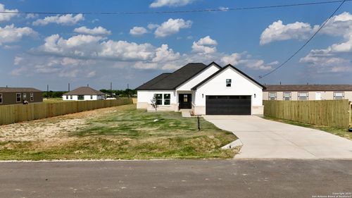 17114 Laguna Seca Dr, Atascosa, TX, 78002-2280 | Card Image
