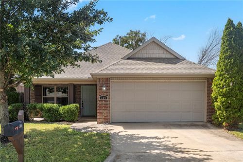 249 E Madrid St, Fayetteville, AR, 72703-3367 | Card Image