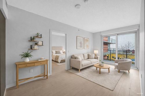 317-180 E 2nd Ave, Vancouver, BC, V5T0K4 | Card Image