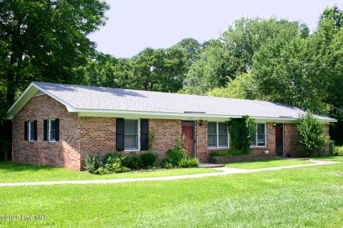 4215 Peachtree Ave, Wilmington, NC, 28403-6834 | Card Image
