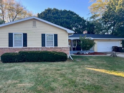 1308 Empire Ct, FREEPORT, IL, 61032-6115 | Card Image