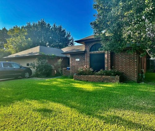 2037 Duck Creek Rd, Sanger, TX, 76266-5019 | Card Image