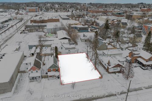 105 Matchedash St S, Orillia, ON, L3V4W9 | Card Image