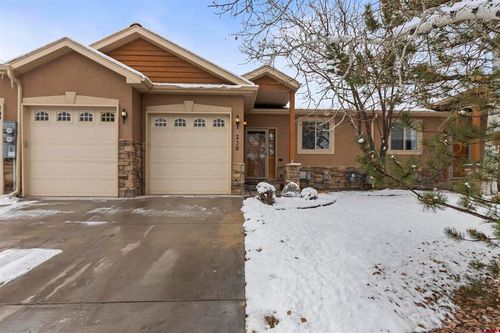 230 Crossroads Cir, Montrose, CO, 81401-6334 | Card Image