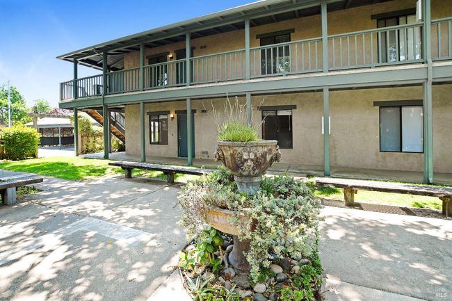 APT-1 - 569 Curtin Ln, Condo with 2 bedrooms, 1 bathrooms and 1 parking in Sonoma CA | Image 12