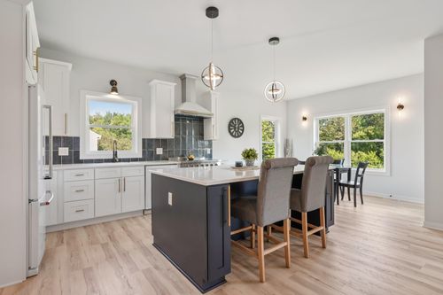 204 Pheasant Ln, West Bend, WI, 53090-7501 | Card Image