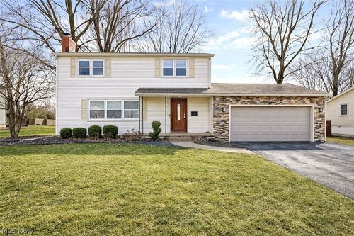 409 Melbourne Ave, Boardman, OH, 44512-4411 | Card Image