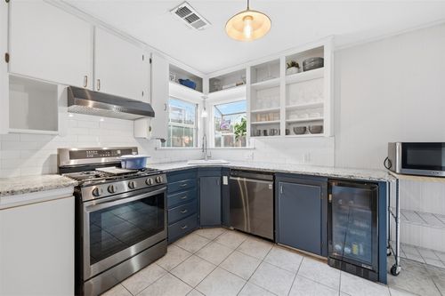 2129 Cardinal Ln, Fort Worth, TX, 76111-1608 | Card Image