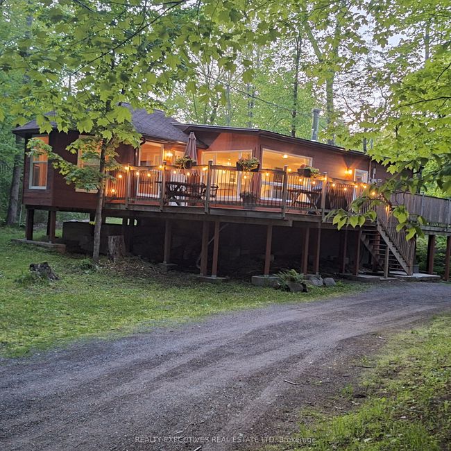 209 Maple Grove Lane, House other with 2 bedrooms, 1 bathrooms and 6 parking in South Frontenac ON | Image 28