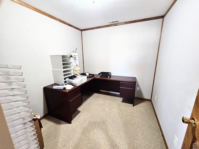 1705 Oregon St, Home with 0 bedrooms, 0 bathrooms and 4 parking in Hiawatha KS | Image 11