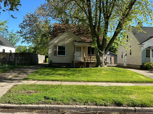92 W Princeton Ave, Pontiac, MI, 48340-1838 | Card Image