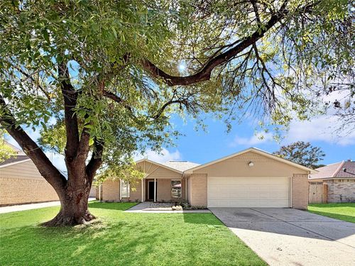 2603 W Greens Rd, Houston, TX, 77067-3339 | Card Image