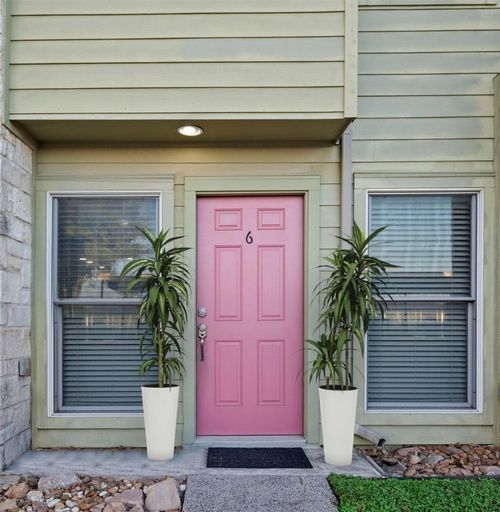 6-6900 E Riverside Drive, Austin, TX, 78741 | Card Image