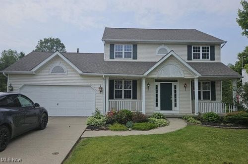 27041 Glenside Ln, Olmsted Twp, OH, 44138-3170 | Card Image
