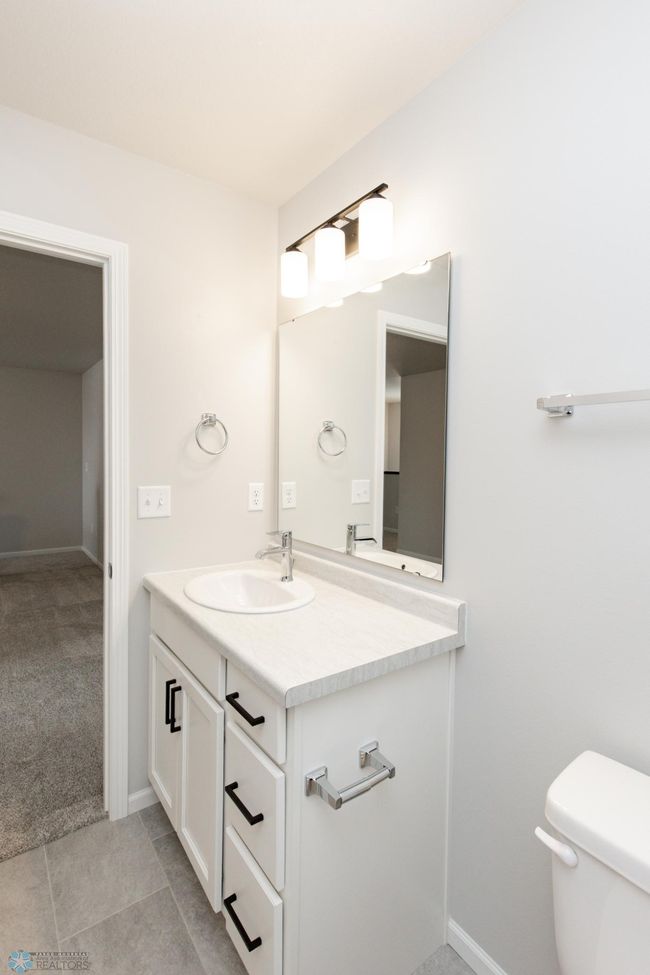 Full Bathroom 2 | Image 34