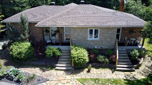 35 Rocky Top Rd, Bancroft, ON, K0L1C0 | Card Image