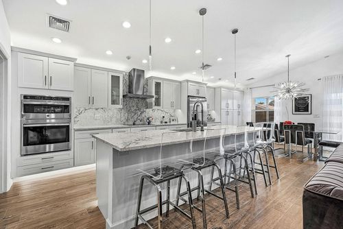 8243 Duomo Cir, Boynton Beach, FL, 33472-7132 | Card Image