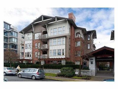 1304 - 4655 Valley Dr, Condo with 2 bedrooms, 2 bathrooms and 1 parking in Vancouver BC | Image 1