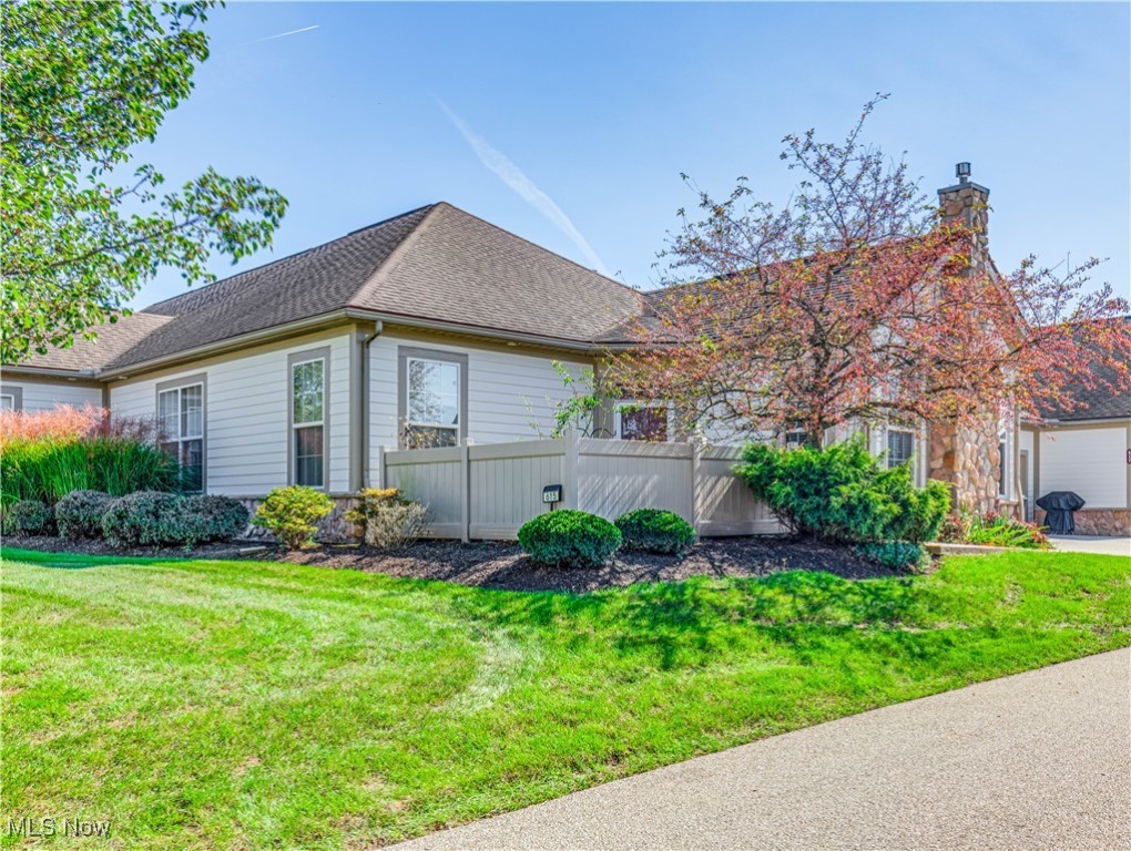 Crossings Cir, Tallmadge, OH 44278