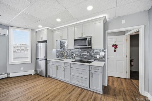 2-32 W Main St, Bay Shore, NY, 11706 | Card Image