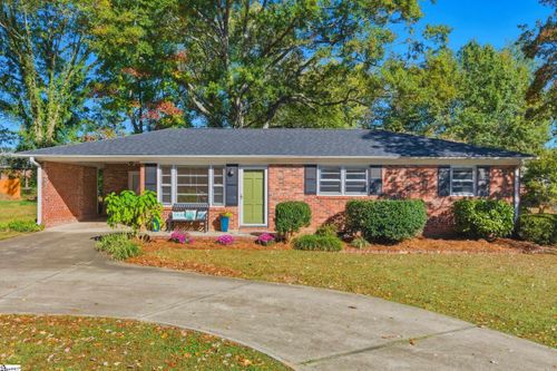 905 Brushy Creek Rd, Taylors, SC, 29687-4121 | Card Image