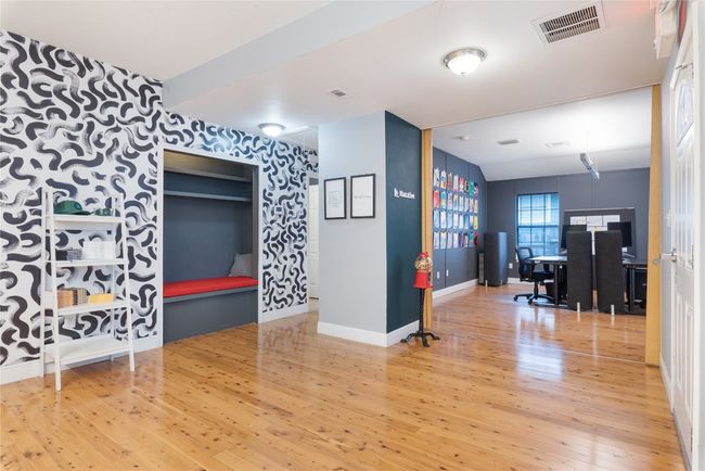 1309 Chestnut Ave, Home with 5 bedrooms, 4 bathrooms and 3 parking in Austin TX | Image 7