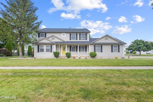 1206 Finch Dr, Bowling Green, OH, 43402-8843 | Card Image