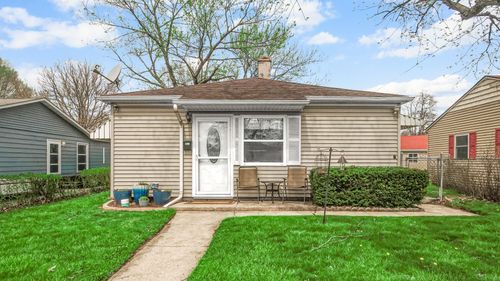 1330 W 1st Pl, Hobart, IN, 46342 | Card Image