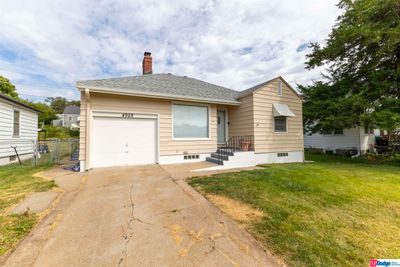 4928 Walnut Street, House other with 2 bedrooms, 1 bathrooms and 1 parking in Omaha NE | Image 2