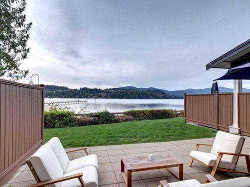 5917 Beachgate Lane, Sechelt, BC, V7Z0S3 | Card Image