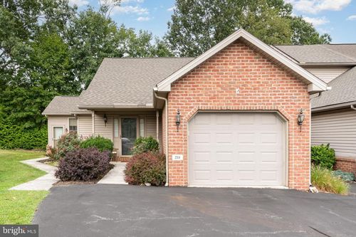 234 Whitetail Ter, Marysville, PA, 17053-9206 | Card Image